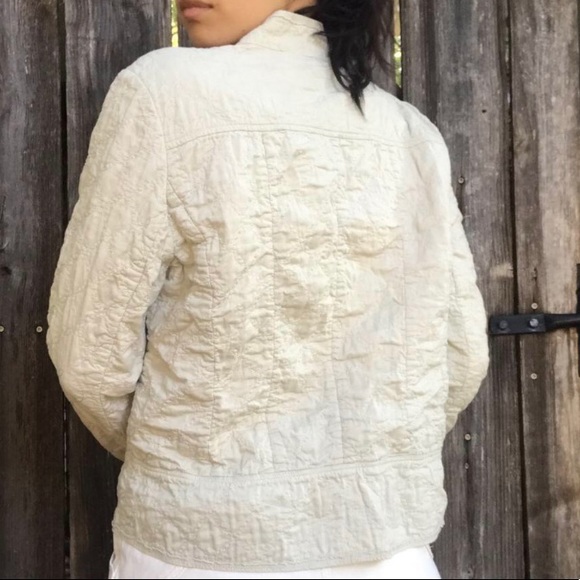 off-white/khaki quilted blazer - Picture 2 of 3